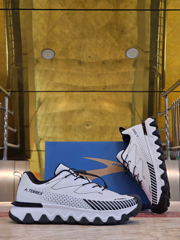 کتونی مسترکوالیتی آدیداس ترکس/ Adidas Terrex / سایز ۴۰الی ۴۵ /ساخت ویتنام/ فروش به صورت تک و عمده/ ضمانت کالا