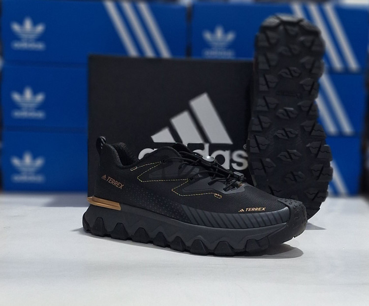 کتونی مسترکوالیتی آدیداس ترکس/ Adidas Terrex / سایز ۴۰الی ۴۵ /ساخت ویتنام/ فروش به صورت تک و عمده/ ضمانت کالا
