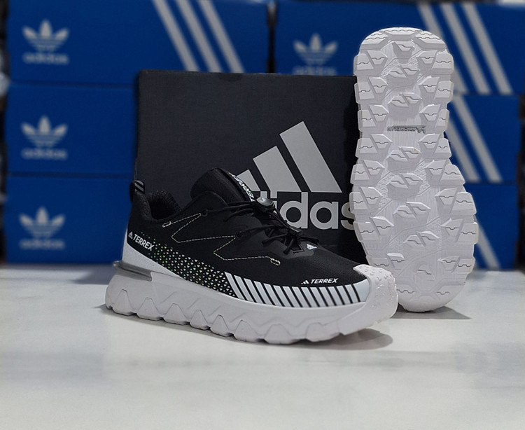 کتونی مسترکوالیتی آدیداس ترکس/ Adidas Terrex / سایز ۴۰الی ۴۵ /ساخت ویتنام/ فروش به صورت تک و عمده/ ضمانت کالا