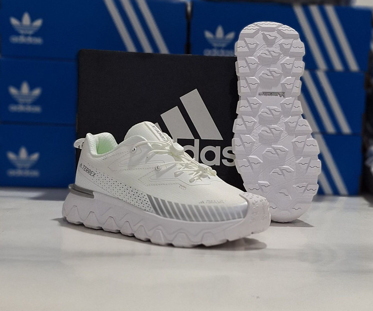 کتونی مسترکوالیتی آدیداس ترکس/ Adidas Terrex / سایز ۴۰الی ۴۵ /ساخت ویتنام/ فروش به صورت تک و عمده/ ضمانت کالا