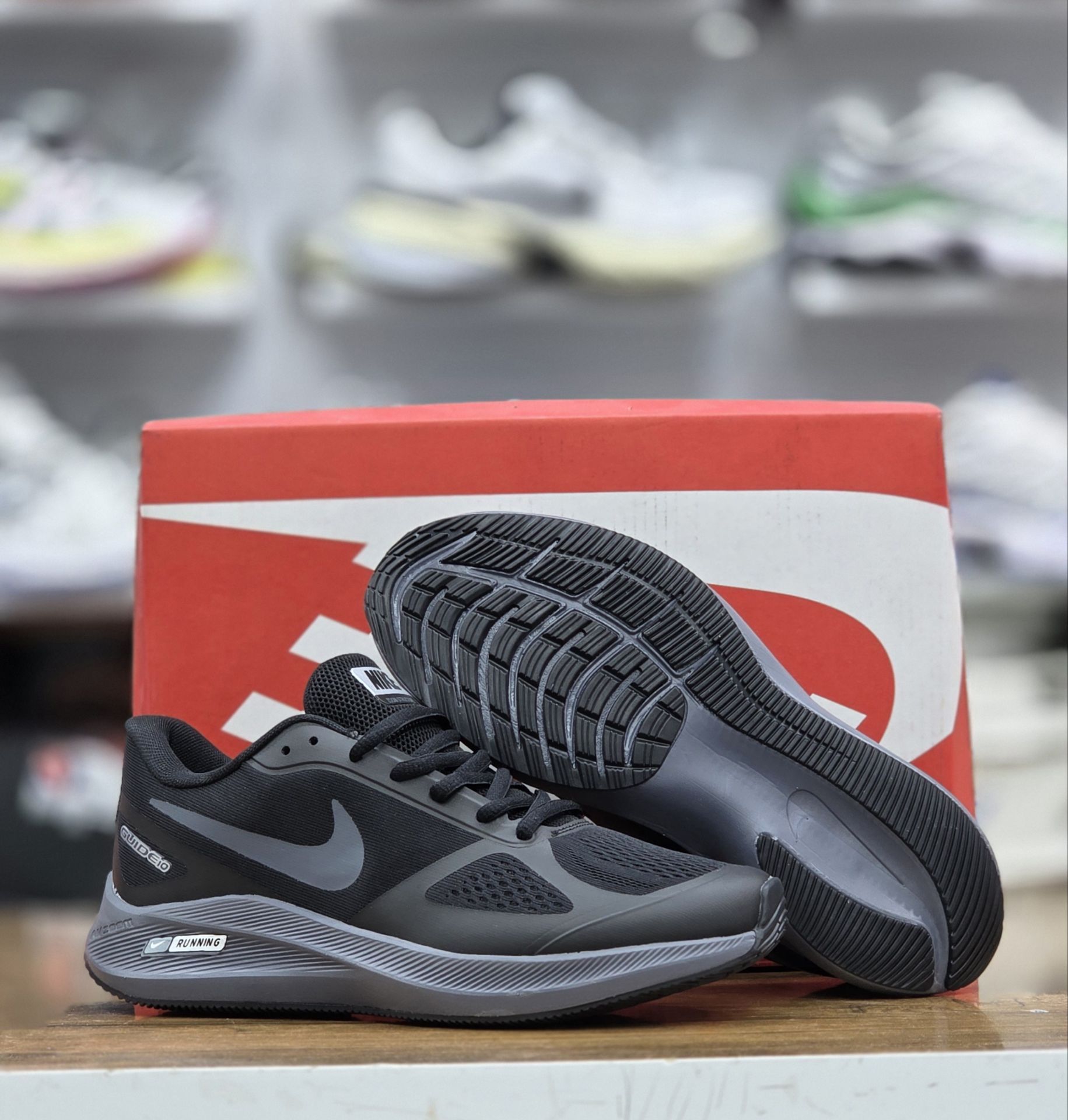 کتونی نایک رانینگ گاید ۱۰ / سایز 37 تا 40 / ساخت ویتنام/ Nike guide 10