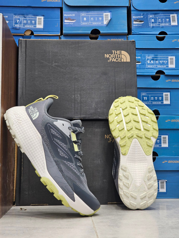 کتونی نورث فیس آلتامسا ۵۰۰ / سایز ۴۰ الی ۴۵ / ساخت ویتنام/North Face Altamesa 500 / ضمانت کالا