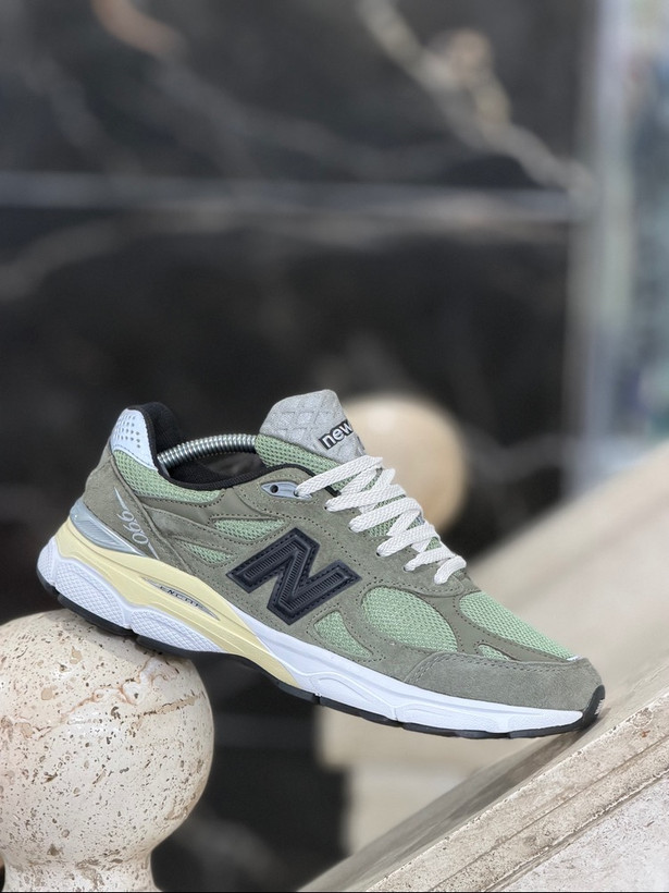 کتونی مسترکوالیتی نیوبالانس 990/سایز 40 الی 45/ساخت ویتنام/New Balance 990/ضمانت اصالت کالا