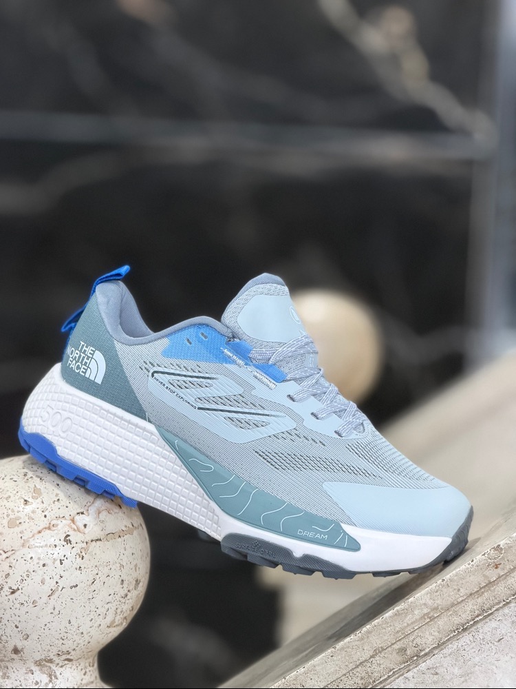 کتونی نورث فیس آلتامسا ۵۰۰ / سایز ۴۰ الی ۴۵ / ساخت ویتنام/North Face Altamesa 500 / ضمانت کالا