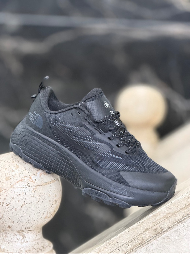 کتونی نورث فیس آلتامسا ۵۰۰ / سایز ۴۰ الی ۴۵ / ساخت ویتنام/North Face Altamesa 500 / ضمانت کالا