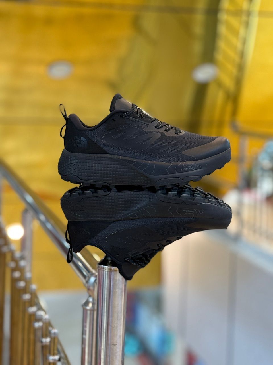 کتونی نورث فیس آلتامسا ۵۰۰ / سایز ۴۰ الی ۴۵ / ساخت ویتنام/North Face Altamesa 500 / ضمانت کالا
