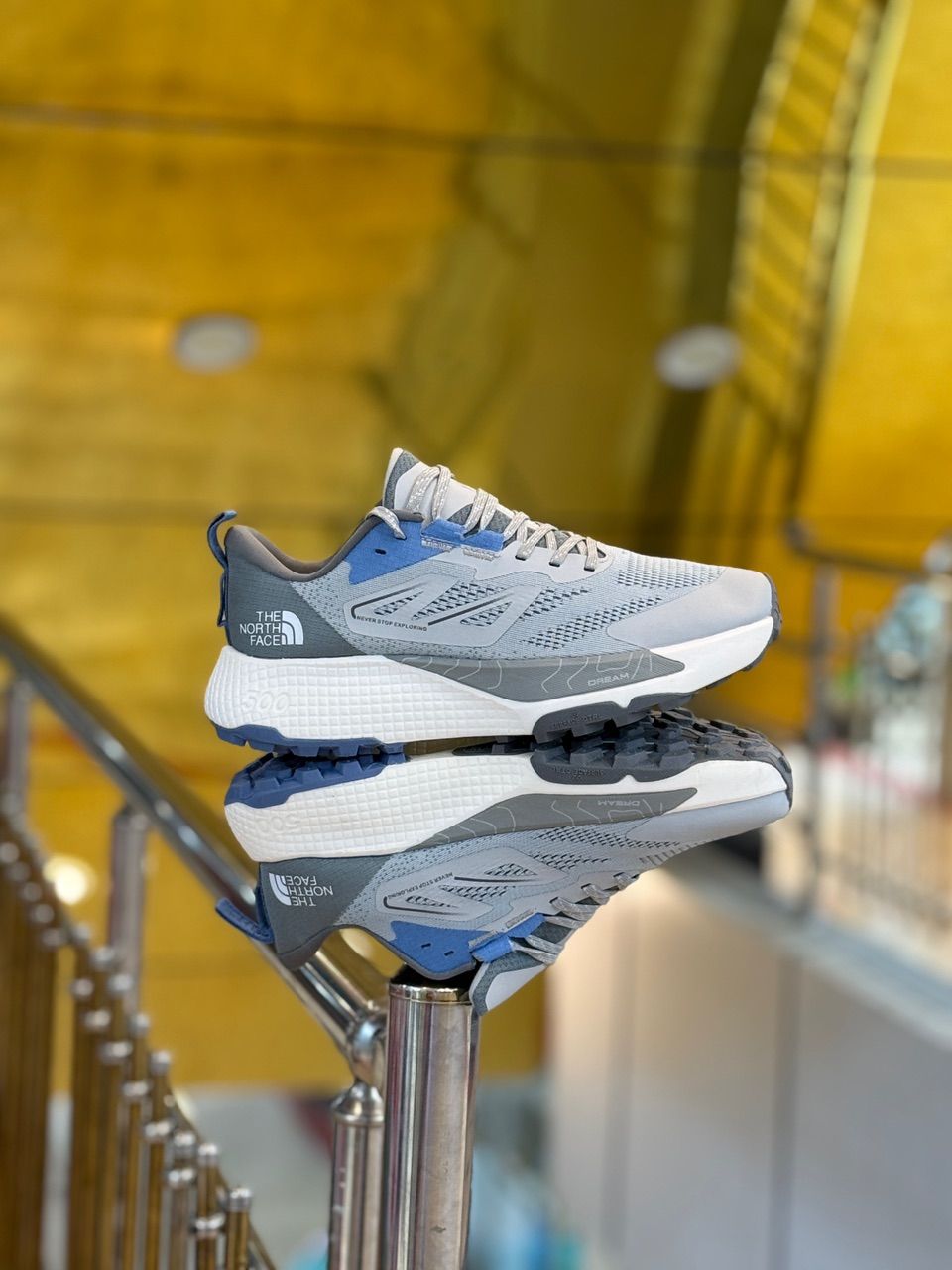 کتونی نورث فیس آلتامسا ۵۰۰ / سایز ۴۰ الی ۴۵ / ساخت ویتنام/North Face Altamesa 500 / ضمانت کالا