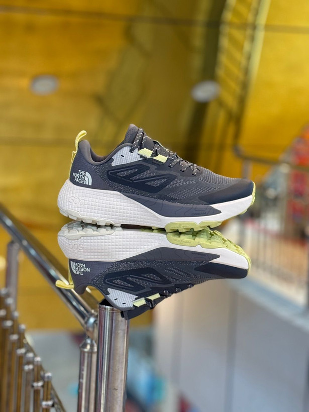 کتونی نورث فیس آلتامسا ۵۰۰ / سایز ۴۰ الی ۴۵ / ساخت ویتنام/North Face Altamesa 500 / ضمانت کالا