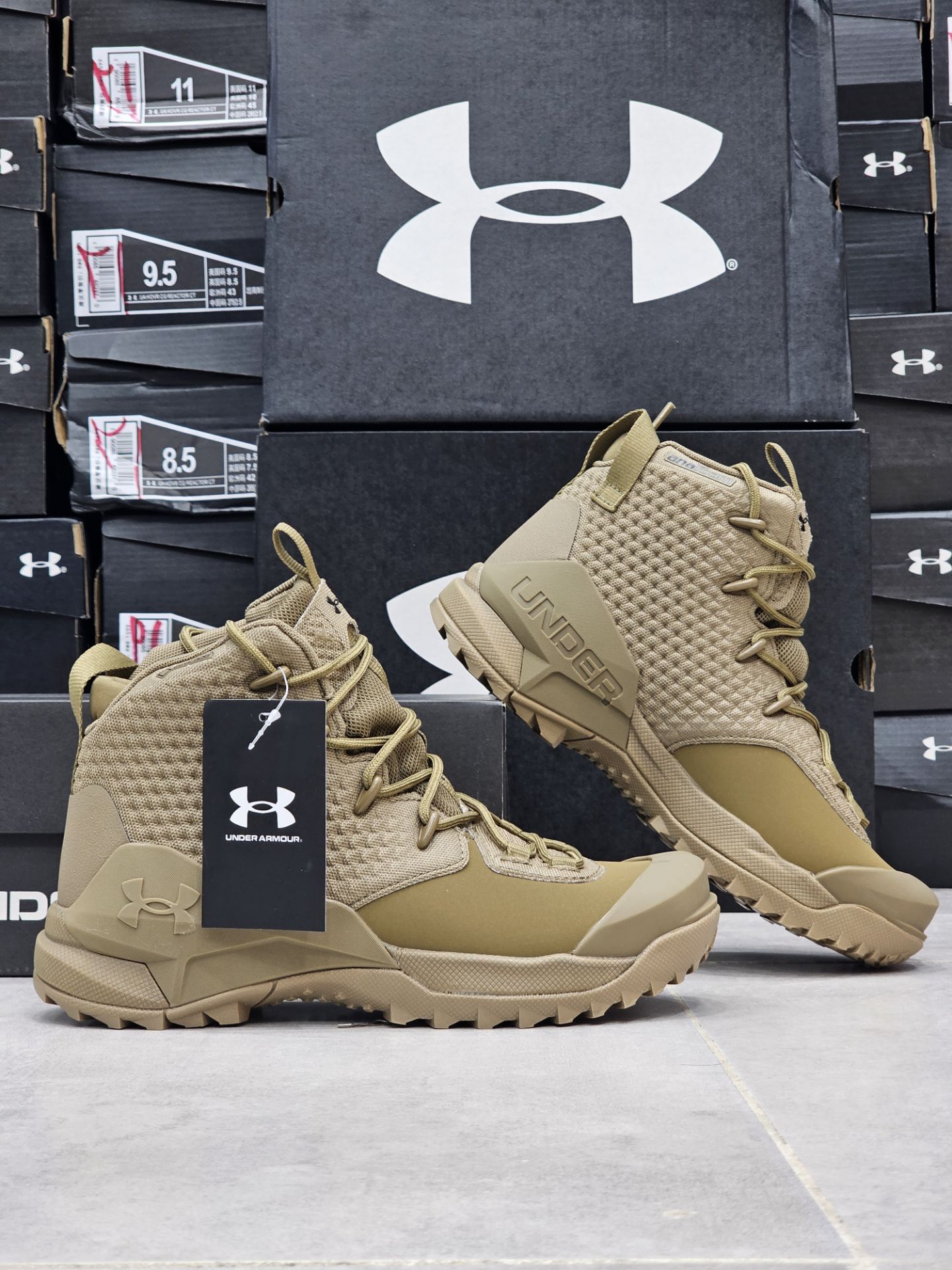 بوت ویتنامی گورتکس آندرارمور Under Armour/سایز 40 الی 45/ساخت ویتنام /ضمانت اصالت کالا