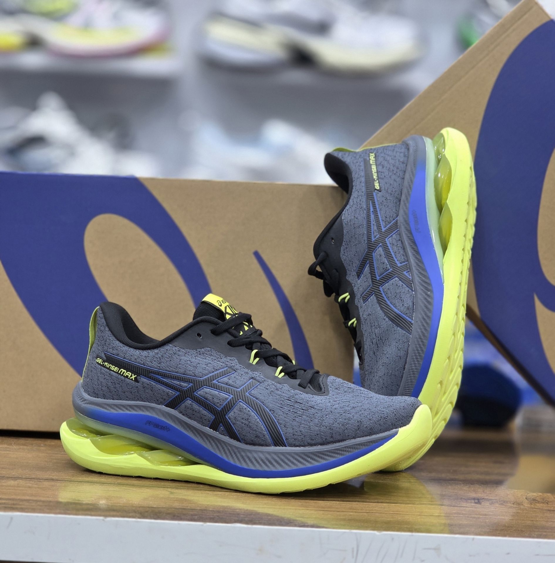 کتونی مسترکوالیتی اسیکس ژل کینسی بلاست/سایز ۴۰ الی ۴۵/ساخت ویتنام/ Asics Gel kinsei Blast/ضمانت کیفیت کالا