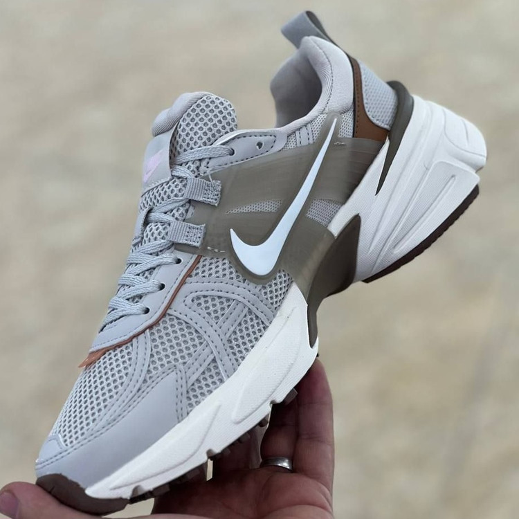 کتونی ویتنامی نایک کشلون وی تو کی | وارداتی ویتنام | باجعبه Nike V2k Run سایز بندی کامل 40 تا 45