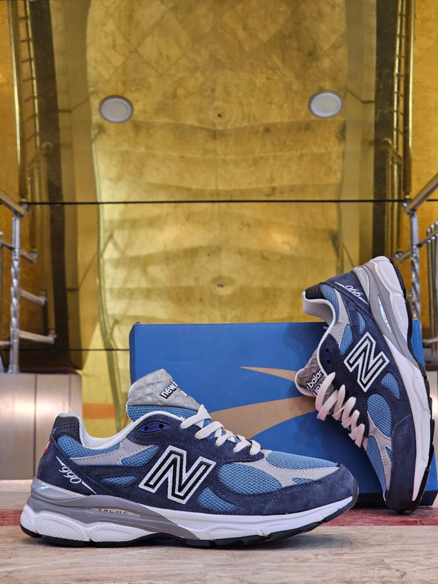 کتونی مسترکوالیتی نیوبالانس 990/سایز 40 الی 45/ساخت ویتنام/New Balance 990/ضمانت اصالت کالا