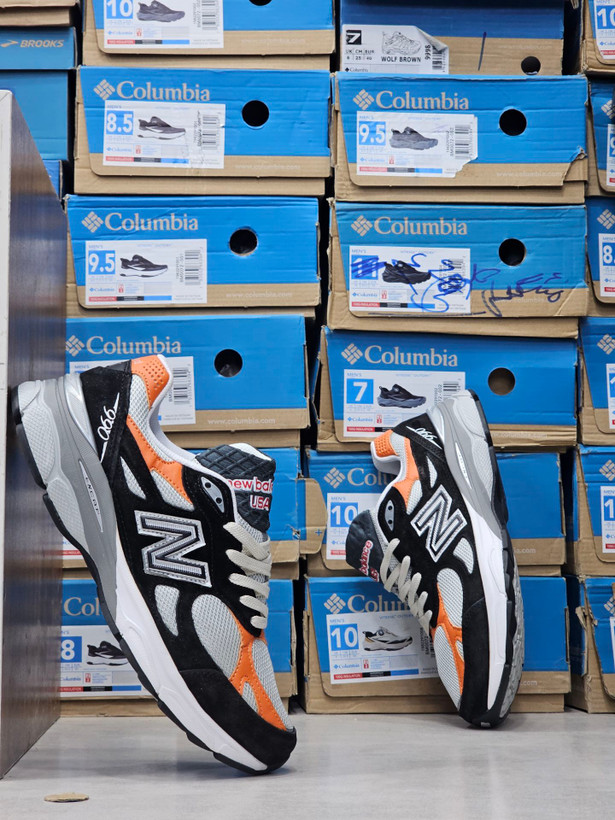 کتونی مسترکوالیتی نیوبالانس 990/سایز 40 الی 45/ساخت ویتنام/New Balance 990/ضمانت اصالت کالا