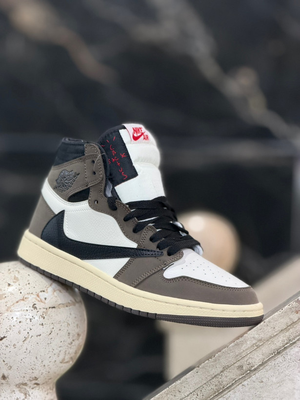 کتونی مسترکوالیتی نایک ایر جردن وان/ساخت ویتنام سایز ۴۰ تا ۴۵ / Nike Air Jordan 1 Low Vietnam