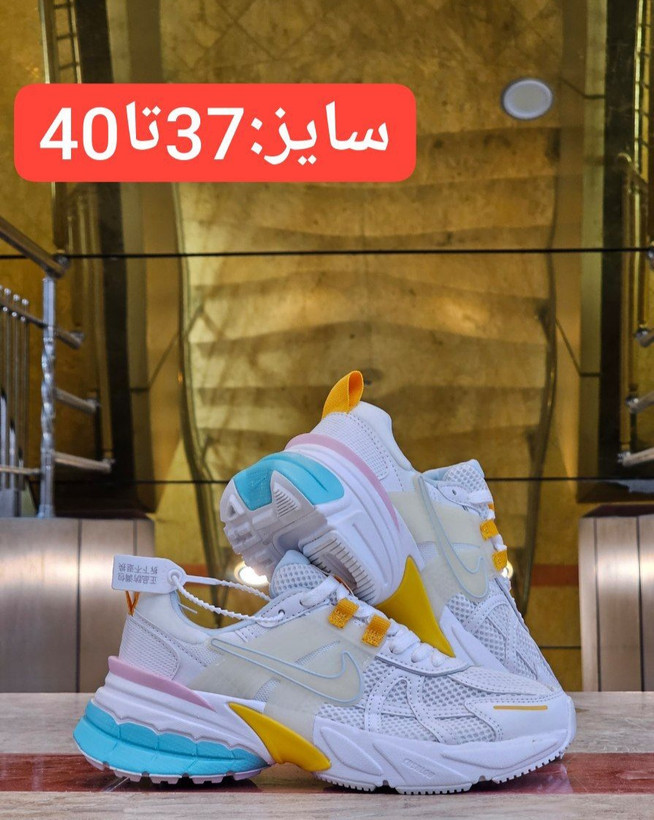 کتونی نایک وی تو کی/Nike V2k Run/ساخت ویتنام/سایز ۳۷تا ۴۰