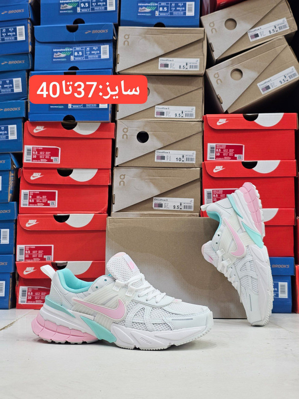 کتونی نایک وی تو کی/Nike V2k Run/ساخت ویتنام/سایز ۳۷تا ۴۰