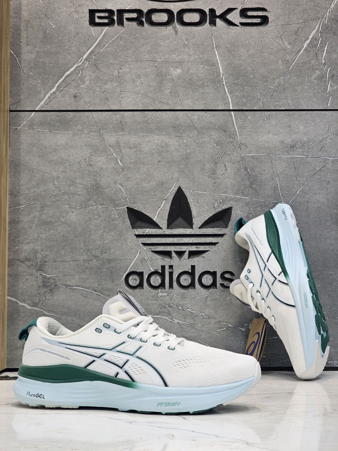 کتونی اسیکس ژل کایانو 32/ASICS Gel-Kayano32/ ساخت ویتنام/ سایز ۴۰ تا ۴۵