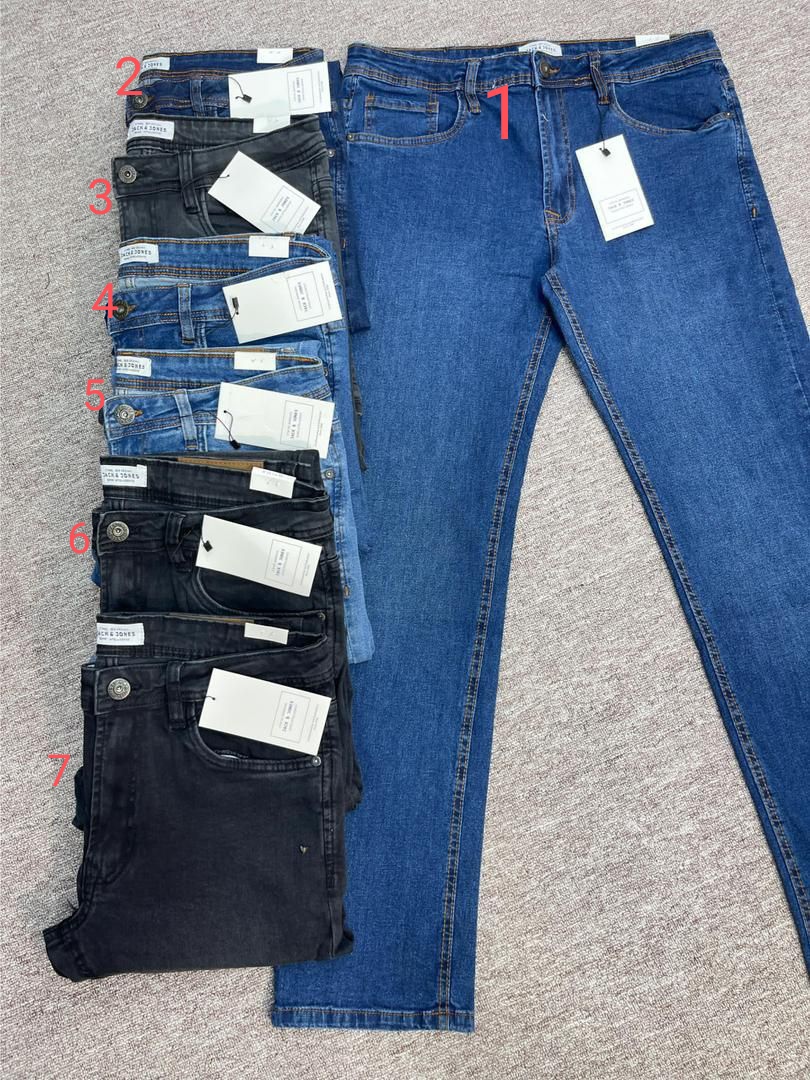 شلوار جین اورجینال مردانه جک اند جونز (Jack & Jones) | راسته کلاسیک، کیفیت تضمینی، سایز ۴۰ تا ۴۶