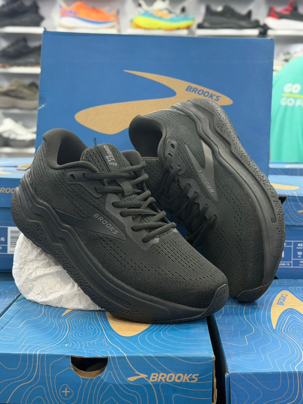 کتونی رانینگ و پیاده روی وارداتی بروکس گاست مکس ۲/Brooks ghost max 2 / ساخت ویتنام / سایز 40 الی 45/ضمانت اصالت کالا