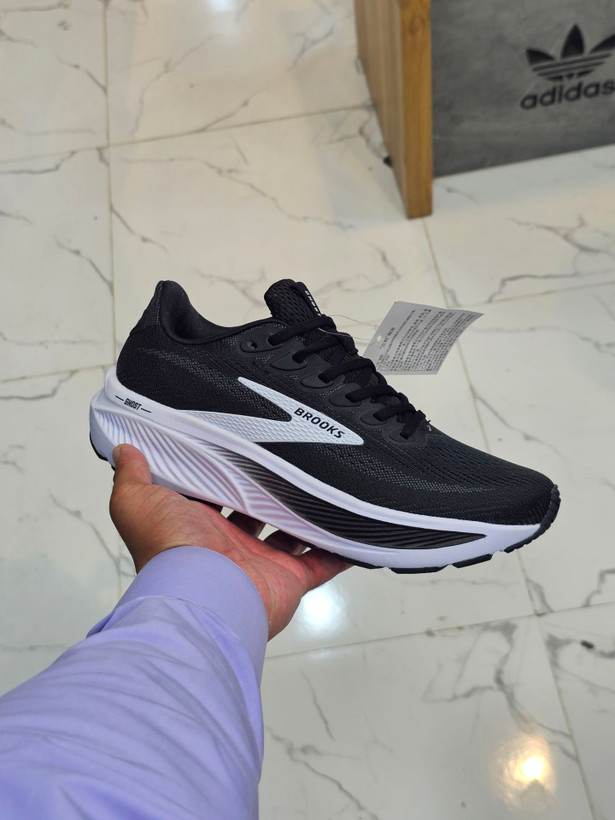 کتونی بروکس گاست ۱۷ / Brooks Ghost 1۷ / سایزبندی 40 تا 45/ساخت ویتنام/ فروش تک و عمده/ ضمانت کالا