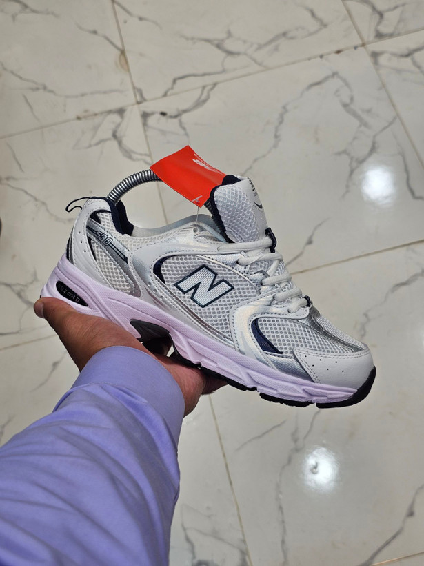 کتونی مسترکوالیتی نیوبالانس ۵۳۰ / سایز ۳۸ الی ۴۵ / New Balance 530 / ساخت ویتنام/ فروش عمده و تک