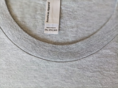 تیشرت اورجینال استوک سفارش اروپا استوک برند « American Apparel» مدل «…یقه گرد » سایز «طول« 80» و عرض « ۶6 » | جنس پنبهای کتان درجهیک