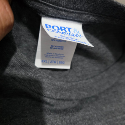 تیشرت اورجینال استوک سفارش اروپا ساخت هاندوراس « PORT COMPANY» مدل «…یقه گرد » سایز ، طول «۷6» و عرض« 62» | جنس پنبه، کتان درجهیک