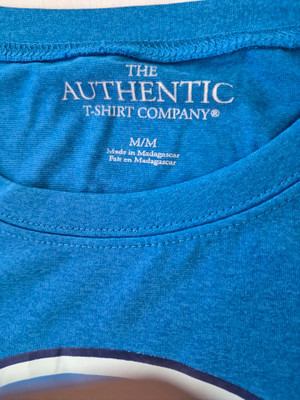 تیشرت اورجینال استوک ساخت ماداگاسکار سفارش اروپا « AUTHENTIC» مدل «…یقه گرد » سایز «71» و عرض« 51» کد 7 | جنس پلی استر و درجهیک