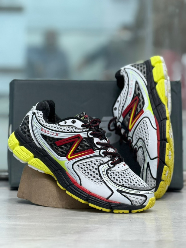 کتونی مسترکوالیتی نیوبالانس ۸۶۰/سایزبندی 40تا45/ساخت ویتنام/New Balance 860V3