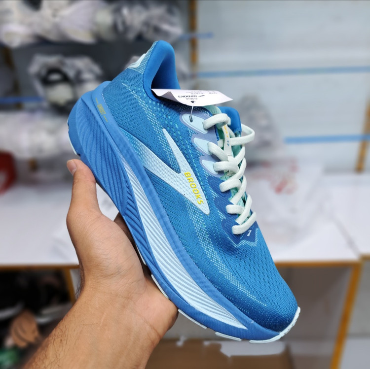 کتونی بروکس گاست ۱۷ / Brooks Ghost 1۷ / سایزبندی 40 تا 45/ساخت ویتنام/ فروش تک و عمده/ ضمانت کالا