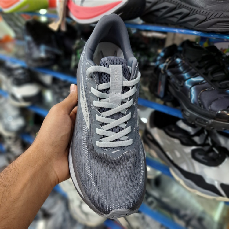 کتونی بروکس گاست ۱۷ / Brooks Ghost 1۷ / سایزبندی 40 تا 45/ساخت ویتنام/ فروش تک و عمده/ ضمانت کالا