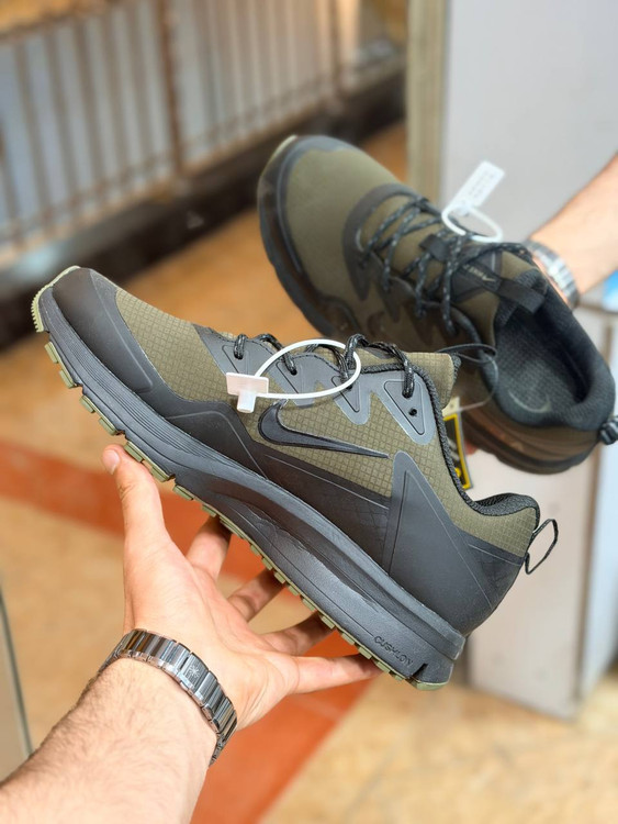 کتونی مسترکوالیتی نایک ایر زوم گورتکس/ساخت ویتنام/سایز ۴۰ الی ۴۵/Nike Air Zoom Gortex