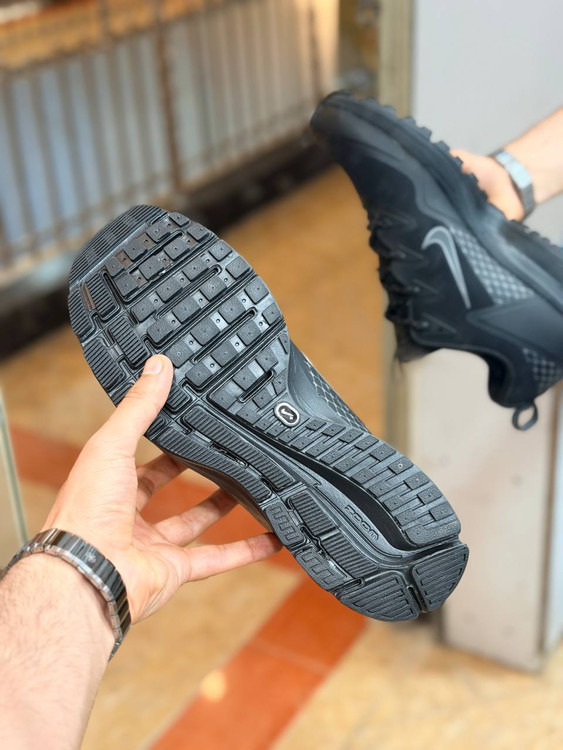 کتونی مسترکوالیتی نایک ایر زوم گورتکس/ساخت ویتنام/سایز ۴۰ الی ۴۵/Nike Air Zoom Gortex
