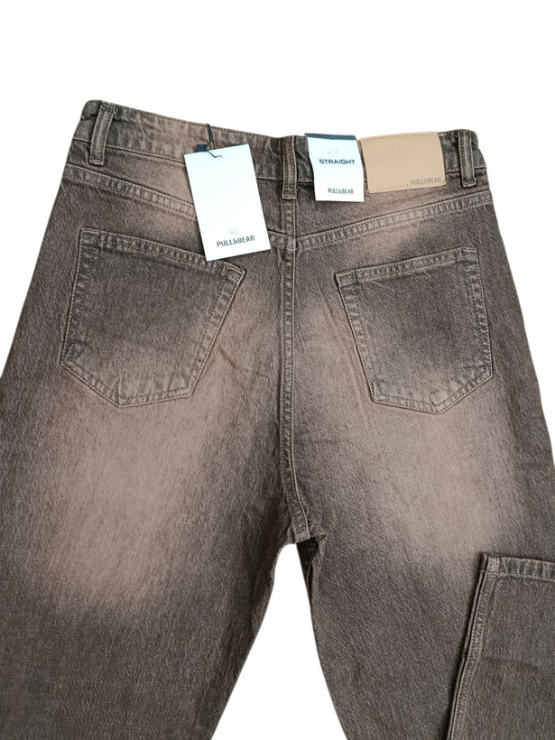 شلوار جین مام بگ پول اند بیر Pull&Bear | فیت آزاد، قد 110، استایل ترندی و راحت
