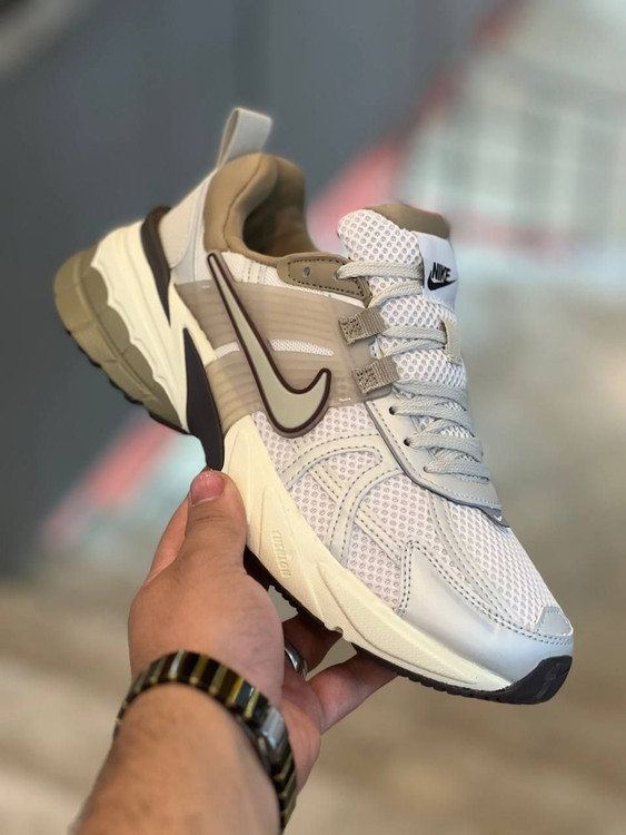 کتونی نایک وی تو کی/Nike V2k Run/ساخت ویتنام/سایز ۴۰تا ۴۵