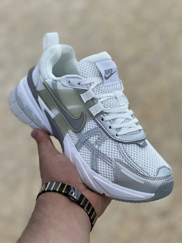 کتونی نایک وی تو کی/Nike V2k Run/ساخت ویتنام/سایز ۳۷ الی ۴۰