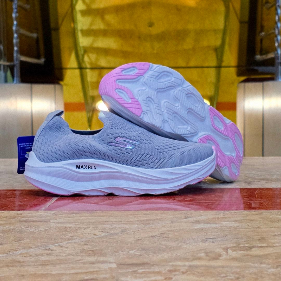 کتونی طبی اسکیچرز مکس ران/سایزبندی ۳۷ الی ۴۰/ ساخت ویتنام/Skechers Max Run