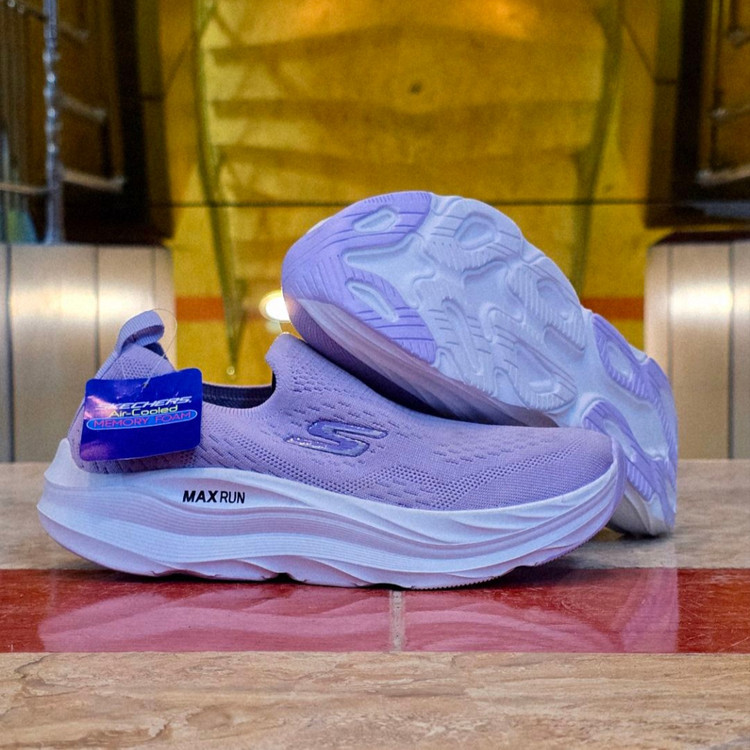 کتونی طبی اسکیچرز مکس ران/سایزبندی ۳۷ الی ۴۰/ ساخت ویتنام/Skechers Max Run