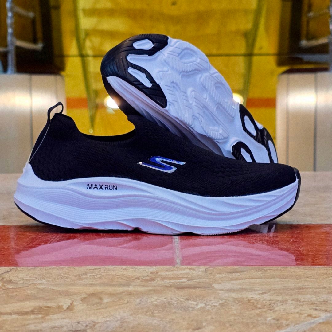 کتونی طبی اسکیچرز مکس ران/سایزبندی ۳۷ الی ۴۰/ ساخت ویتنام/Skechers Max Run