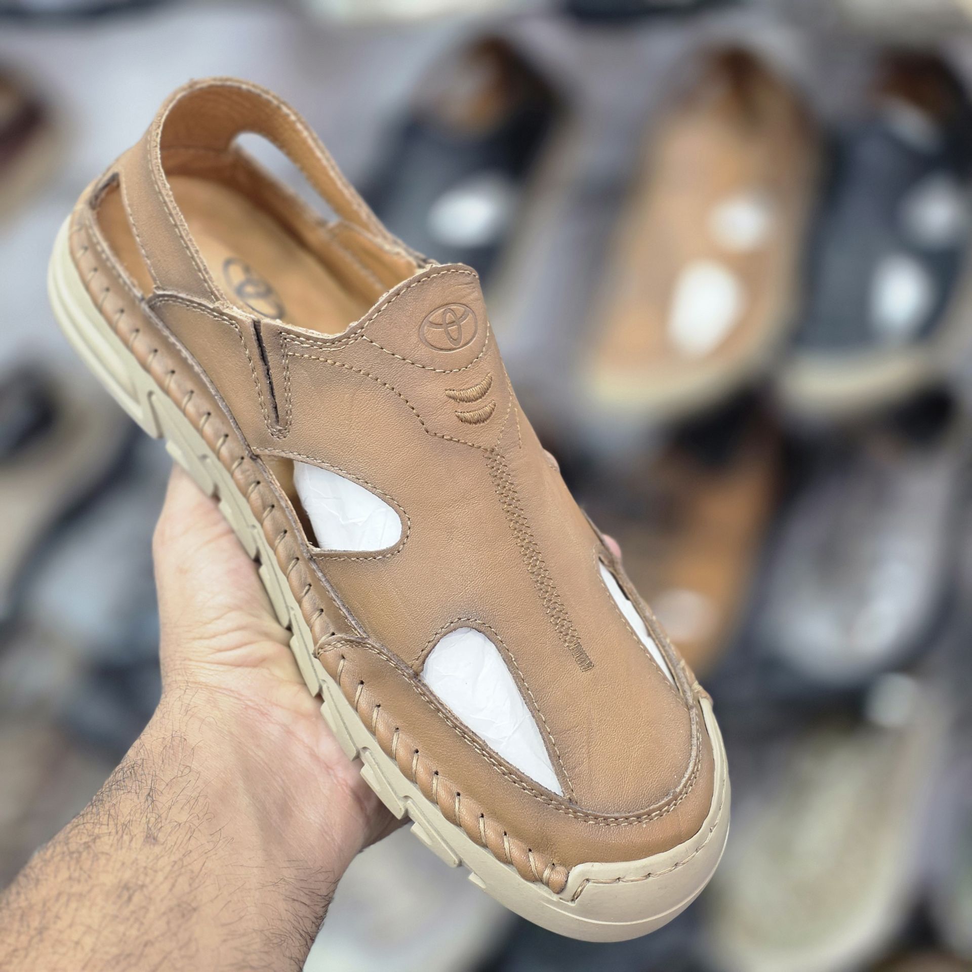 صندل تویوتا ویتنامی/Toyota Sandals/سایز 40 الی 45/ساخت ویتنام/ فروش عمده و تک