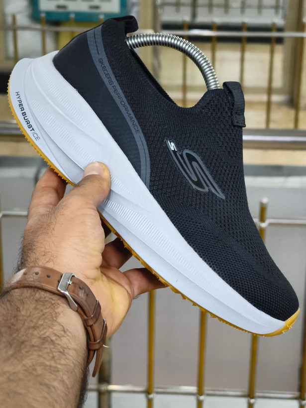 کتونی مسترکوالیتی اسکیچرز اسلیپ اینس/Skechers Slip Ins/سایزبندی 40 الی 45/ ساخت ویتنام/ فروش تک و عمده/ضمانت کالا