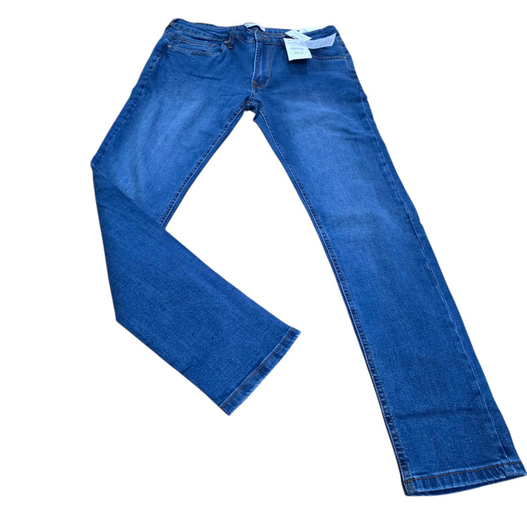 شلوار جین مردانه زارا (ZARA) مدل اسلیم فیت – کیفیت اورجینال و تنخور عالی با سایز کمر 40 تا 46 و قد 108
