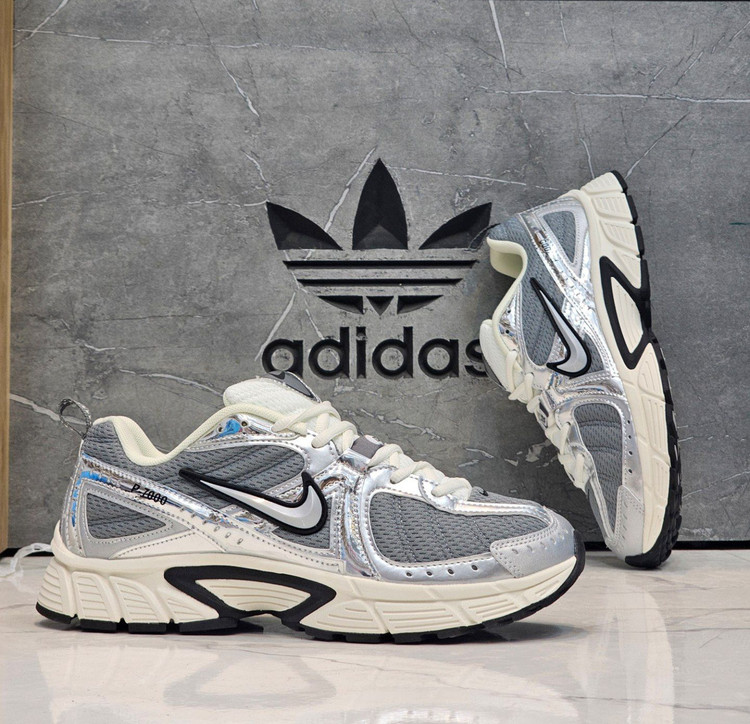 كتونی مسترکوالیتی نایک وى فايو کیNike V5K Run/ سایزبندی۳۷ الی ۴۵/ساخت ویتنام/ضمانت اصالت كالا/فروش به صورت تک و عمده