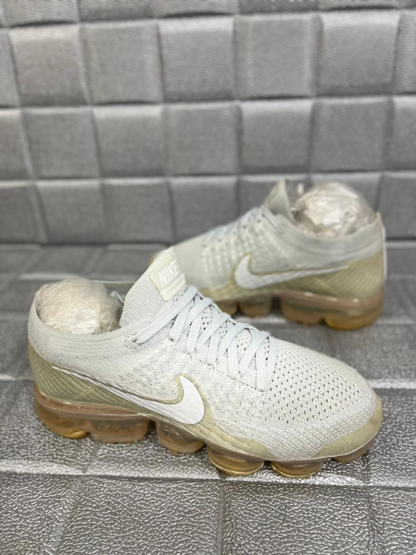 کتونی اورجینال نایک ایر واپورمکس size:36
