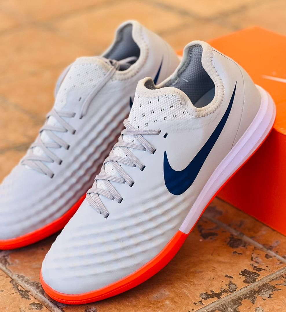کفش مسترکوالیتی نایک مجیستا ایکس/Nike MagistaX/ساخت ویتنام/سایزبندی 41 الی 45/ضمانت اصالت کالا/فروش به صورت تک و عمده