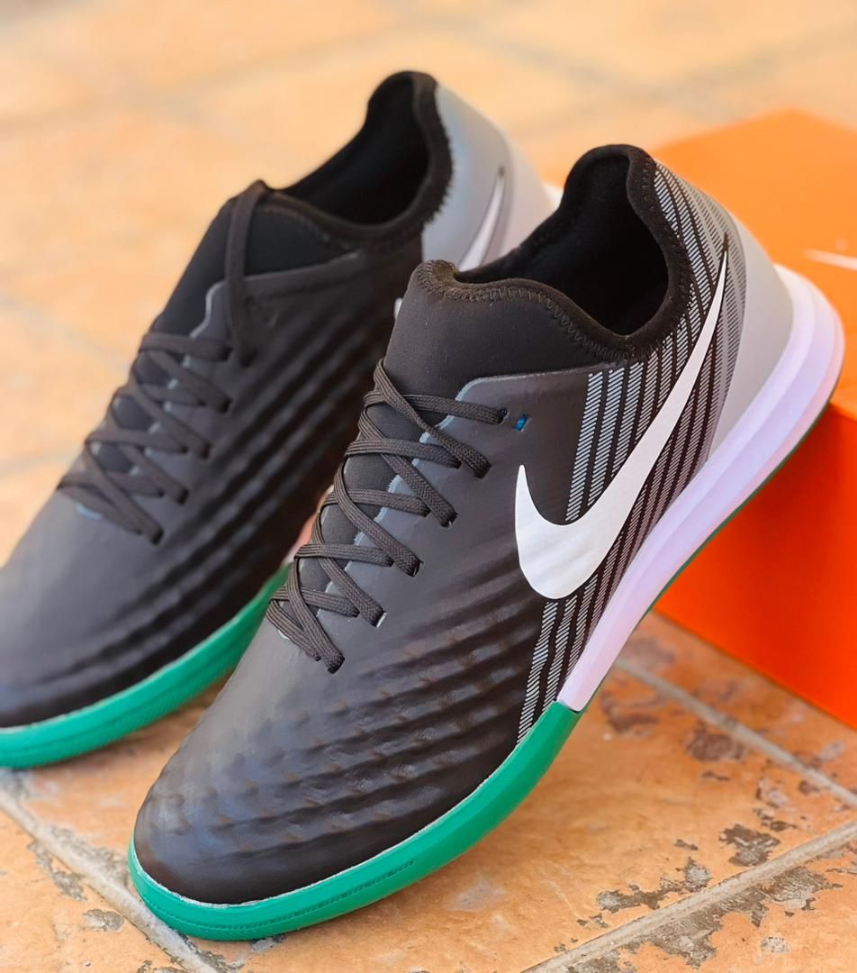 کفش مسترکوالیتی نایک مجیستا ایکس/Nike MagistaX/ساخت ویتنام/سایزبندی 41 الی 45/ضمانت اصالت کالا/فروش به صورت تک و عمده