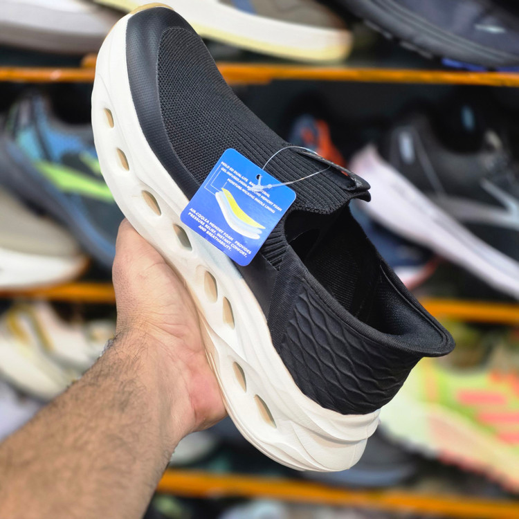 کتونی مسترکوالیتی اسکیچرز اسلیپ اینس/Skechers Slip Ins/سایزبندی 40 الی 45/ ساخت ویتنام/ فروش تک و عمده/ضمانت کالا