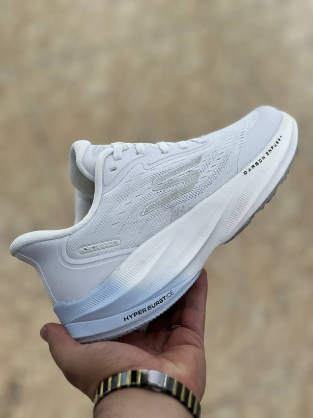 کتونی مسترکوالیتی اسکیچرز هایپربرست کربن/Skechers Hyperburst Carbon/ساخت ویتنام/سایزبندی 37 الی 4۰/ضمانت کالا/فروش به صورت تک و عمده