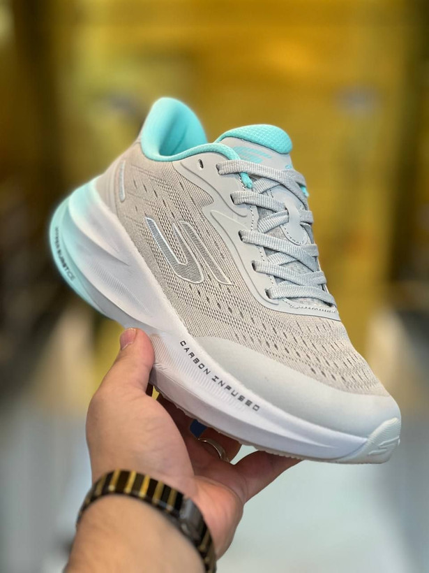 کتونی مسترکوالیتی اسکیچرز هایپربرست کربن/Skechers Hyperburst Carbon/ساخت ویتنام/سایزبندی 37 الی 4۰/ضمانت کالا/فروش به صورت تک و عمده