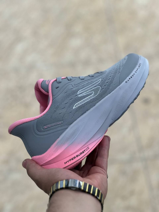 کتونی مسترکوالیتی اسکیچرز هایپربرست کربن/Skechers Hyperburst Carbon/ساخت ویتنام/سایزبندی 37 الی 4۰/ضمانت کالا/فروش به صورت تک و عمده